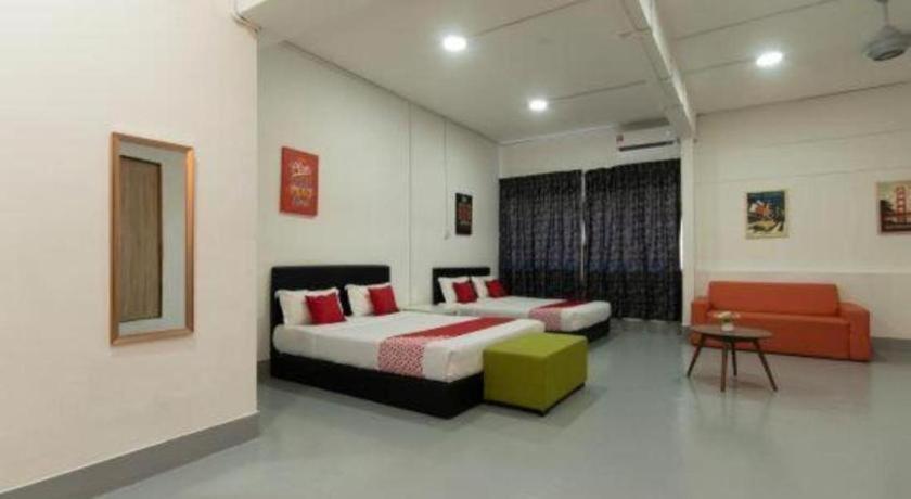 Oyo 43993 Madsuite Kota Kinabalu Exterior foto