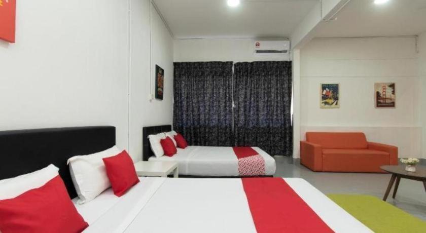 Oyo 43993 Madsuite Kota Kinabalu Exterior foto