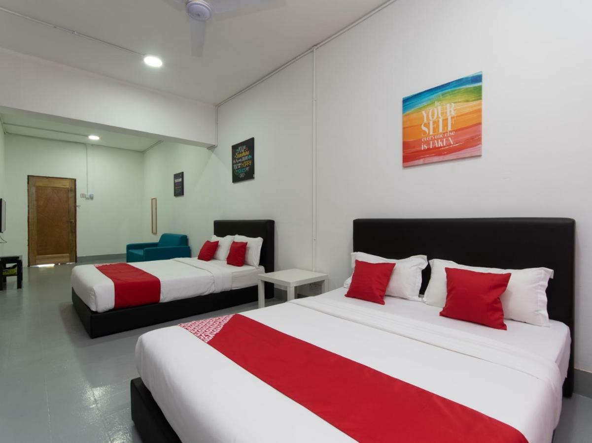 Oyo 43993 Madsuite Kota Kinabalu Exterior foto